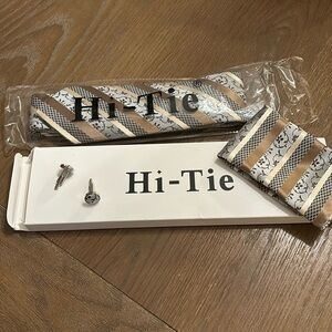 NWT hi-tie 3 piece set